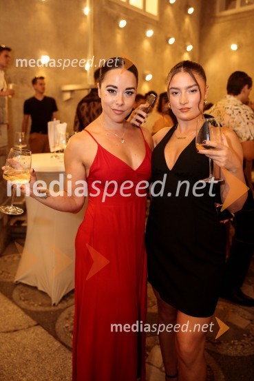  Philippa Stefani, igralka;  Gabriela Acosta, igralkaWest Side Story, muzikal, Festival Ljubljana 2022