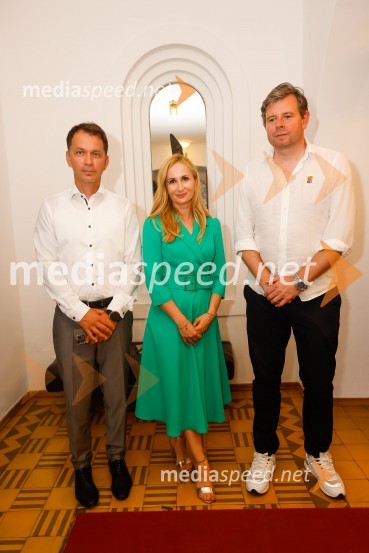  Leon Tomašić, direktor Terme Doberna;  Žužana Šeruga, vodja prodaje, Terme Dobrna;  ... Sprejem Term Dobrna, West Side Story, Festival Ljubljana 2022