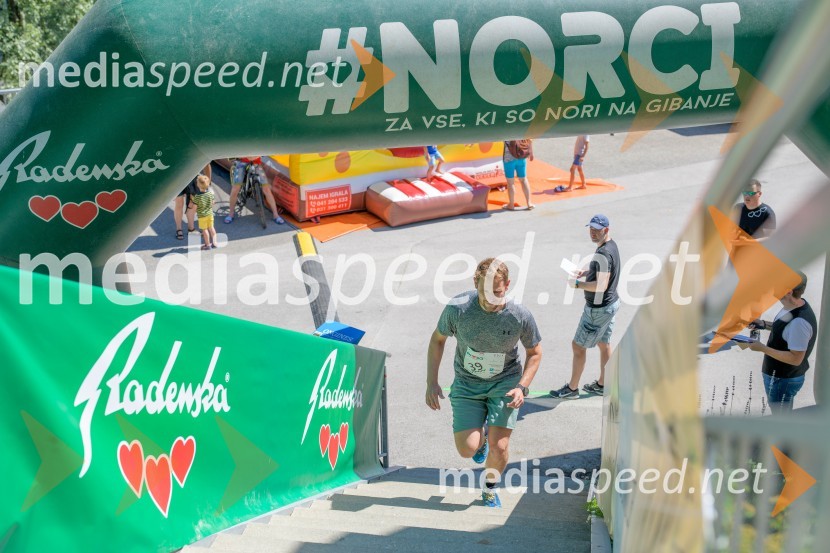  Philip Grass3.Tek po stopnicah na radgonski grad, #norcinastengah