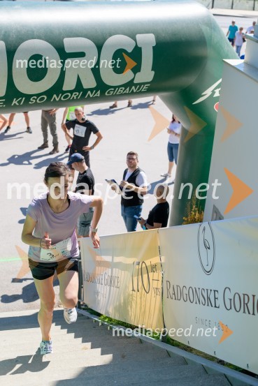  Maja Mencigar3.Tek po stopnicah na radgonski grad, #norcinastengah