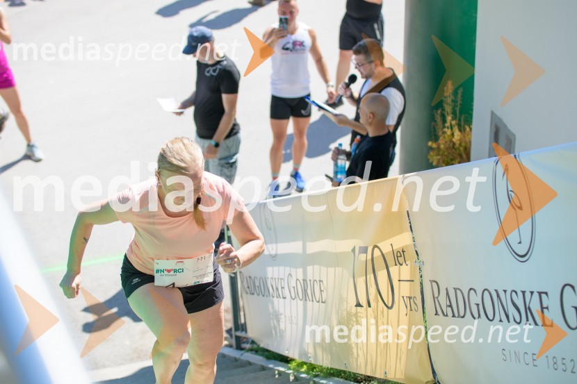  Brigita Šuper3.Tek po stopnicah na radgonski grad, #norcinastengah