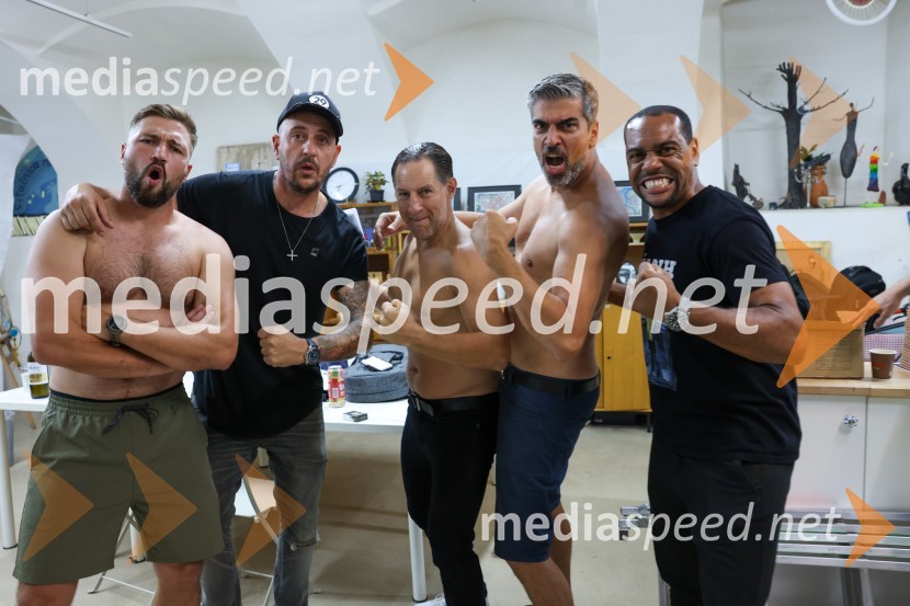  Filip Flisar, nekdanji smučar prostega sloga;  Boštjan Čukur, raper, 6 Pack Čukur;  John Denhof, predsednik uprave NKBM;  Bor Greiner, odgovorni urednik, Radio City;  Marcos  Tavares, nogometaš, NK MariborAutsajderji, dobrodelni stand up roast