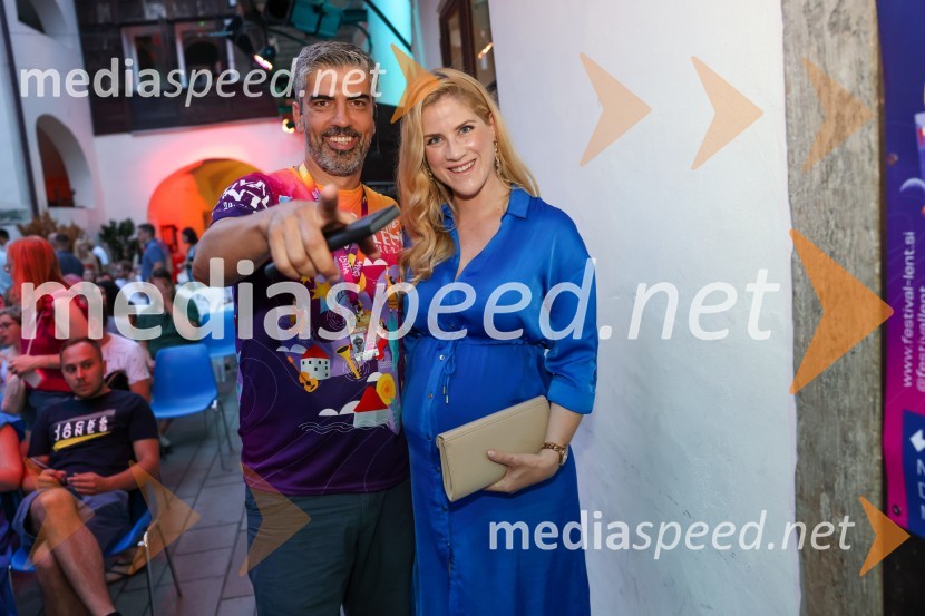  Bor Greiner, odgovorni urednik, Radio City;  ... Autsajderji, dobrodelni stand up roast