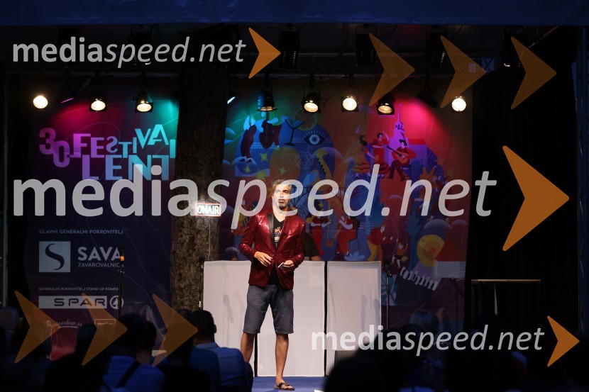  Bor Greiner, odgovorni urednik, Radio CityAutsajderji, dobrodelni stand up roast