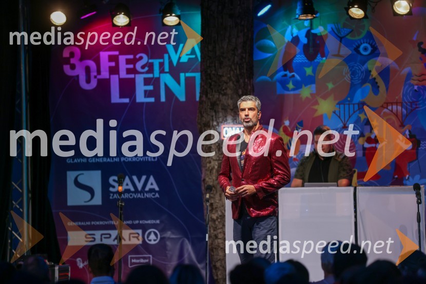  Bor Greiner, odgovorni urednik, Radio CityAutsajderji, dobrodelni stand up roast