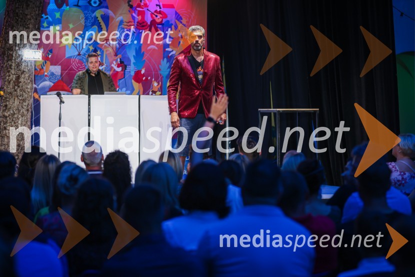  Bor Greiner, odgovorni urednik, Radio CityAutsajderji, dobrodelni stand up roast