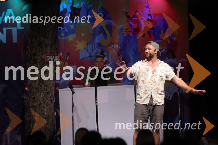  Filip Flisar, nekdanji smučar prostega slogaAutsajderji, dobrodelni stand up roast