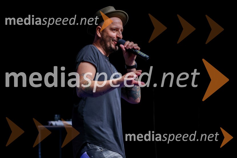  Boštjan Čukur, raper, 6 Pack ČukurAutsajderji, dobrodelni stand up roast
