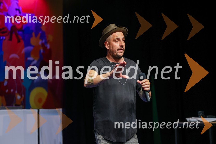  Boštjan Čukur, raper, 6 Pack ČukurAutsajderji, dobrodelni stand up roast