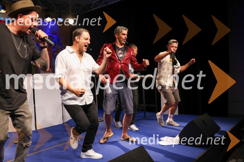  Boštjan Čukur, raper, 6 Pack Čukur;  John Denhof, predsednik uprave NKBM;  Bor Greiner, odgovorni urednik, Radio City;  Filip Flisar, nekdanji smučar prostega slogaAutsajderji, dobrodelni stand up roast