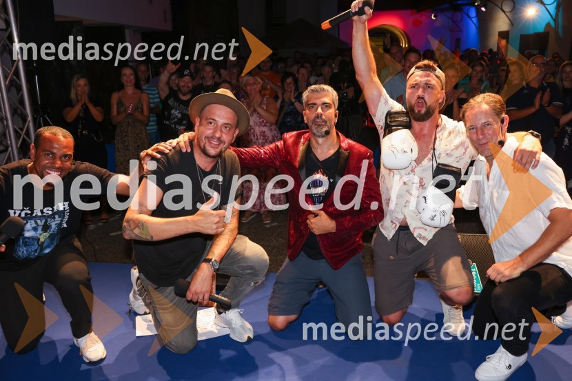  Marcos  Tavares, nogometaš, NK Maribor;  Boštjan Čukur, raper, 6 Pack Čukur;  Bor Greiner, odgovorni urednik, Radio City;  Filip Flisar, nekdanji smučar prostega sloga;  John Denhof, predsednik uprave NKBMAutsajderji, dobrodelni stand up roast