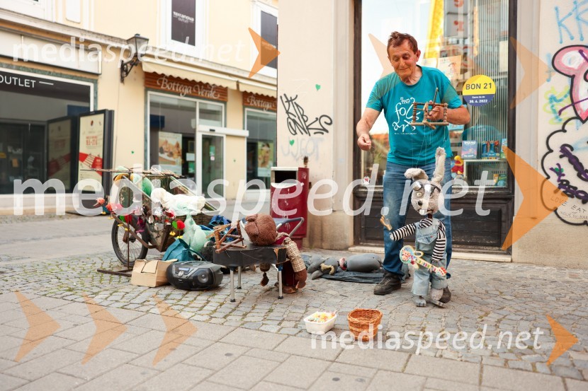  Josip Bračić, lutkarJosip Bračić, lutkar iz Jurčičeve