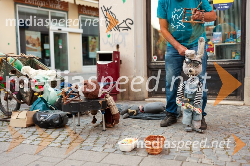 Josip Bračić, lutkar iz Jurčičeve