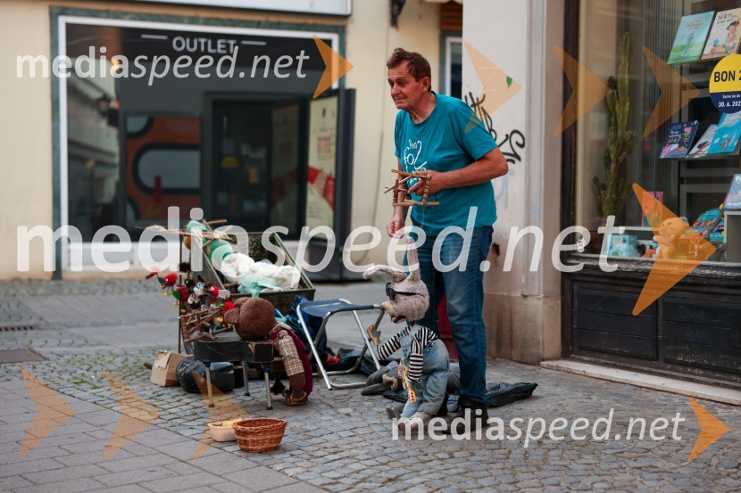  Josip Bračić, lutkarJosip Bračić, lutkar iz Jurčičeve