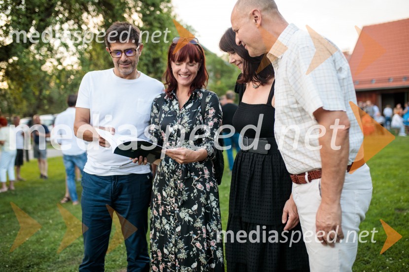  Matjaž Rakovec, župan Mestne občine Kranj;  Urša Manček Rakovec, marketing, RTV Slovenija;  ... ;  Staš Škrabec, Riko d.o.o.Obedi ter obredi, zaključna prireditev projekta