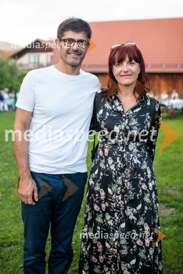  Matjaž Rakovec, župan Mestne občine Kranj;  Urša Manček Rakovec, marketing, RTV SlovenijaObedi ter obredi, zaključna prireditev projekta