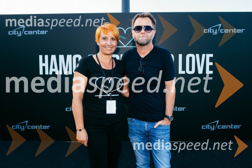  Nena Horvat, vodja marketinga City Center; dr. Tone Kregar, zgodovinar, pevec Mi2, direktor Muzeja novejše zgodovine CeljeHamo&Tribute 2 love s simfoniki, koncert v CityCenter Celje