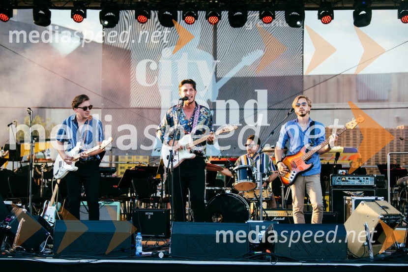 Zmagovalci Cityband 2022 po izboru strokovne žirije, skupina EYP iz KranjaHamo&Tribute 2 love s simfoniki, koncert v CityCenter Celje