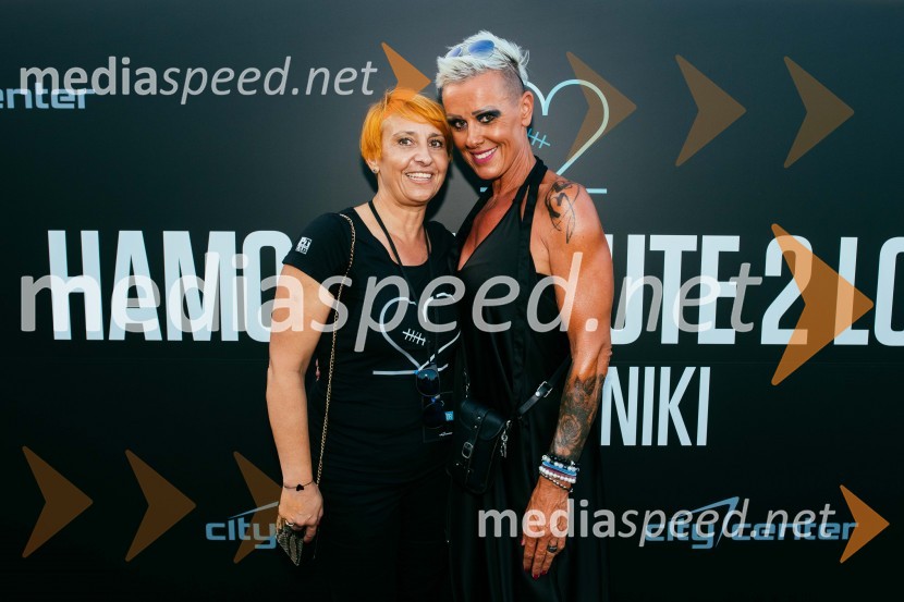 Nena Horvat, vodja marketinga City Center; mag. Mateja Slamnik Kos, vodja korporativnega komuniciranja, Loterija SlovenijeHamo&Tribute 2 love s simfoniki, koncert v CityCenter Celje