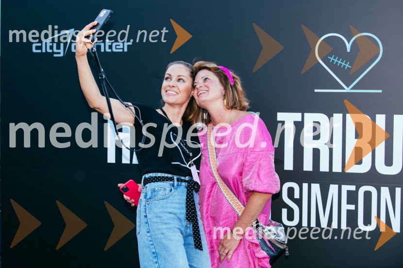  Snežana Delakorda, direktorica, Prima komunikacije;  Glorija Gračnar, GloripopsHamo&Tribute 2 love s simfoniki, koncert v CityCenter Celje