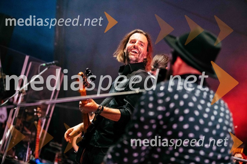  Uroš Škerl Kramberger - Hipi, glasbenik, Hamo & Tribute 2 LoveHamo&Tribute 2 love s simfoniki, koncert v CityCenter Celje