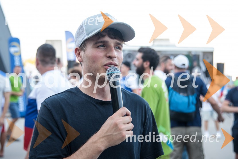  Klemen Kopina, speaker, MCKošarkarska tekma Slovenija -  Hrvaška