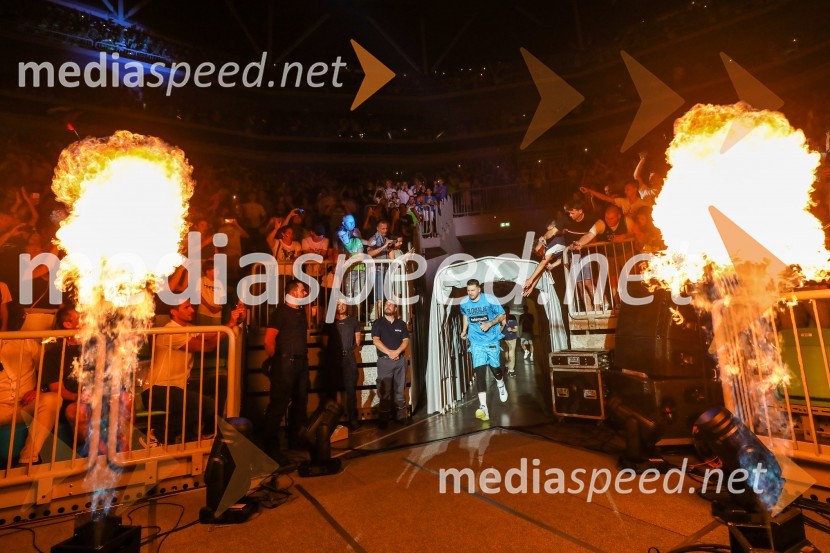  Luka  Dončić, košarkarKošarkarska tekma Slovenija -  Hrvaška