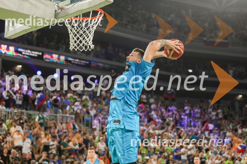  Luka  Dončić, košarkarKošarkarska tekma Slovenija -  Hrvaška