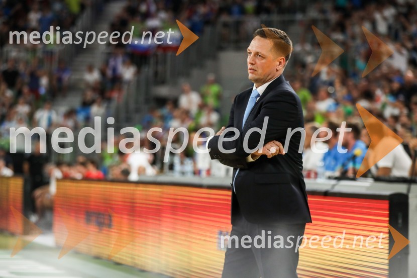  Aleksander Sekulić, selektorKošarkarska tekma Slovenija -  Hrvaška