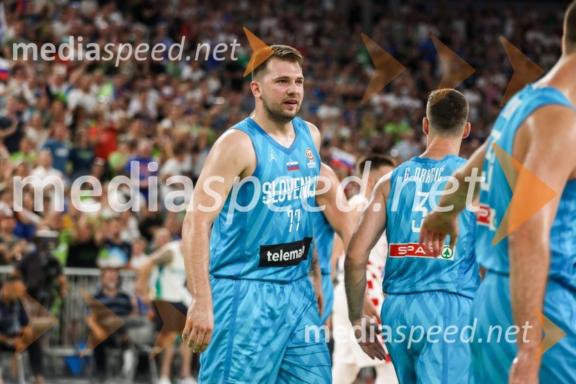  Luka  Dončić, košarkarKošarkarska tekma Slovenija -  Hrvaška
