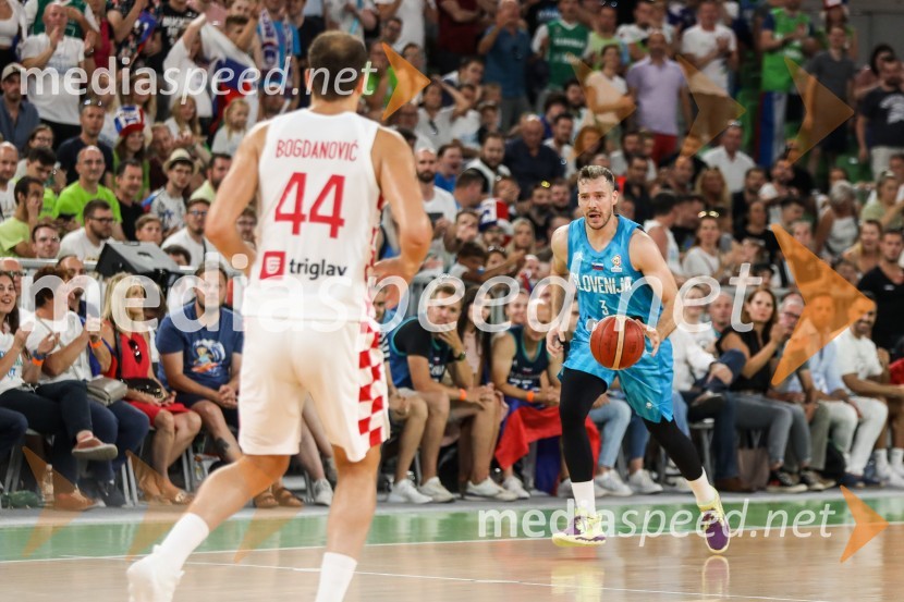  Darja Bogdanovič;  Goran Dragić, košarkarKošarkarska tekma Slovenija -  Hrvaška