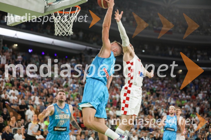 Košarkarska tekma Slovenija -  Hrvaška