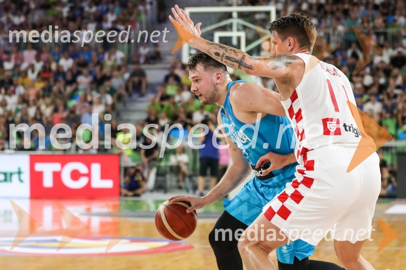  Luka  Dončić, košarkar;  Tomislav Zubčić, košarkašKošarkarska tekma Slovenija -  Hrvaška