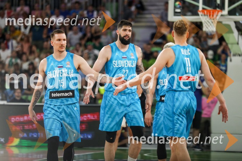  Gregor  Hrovat, košarkar;  Žiga Dimec, košarkar;  Jaka Blažič, košarkarKošarkarska tekma Slovenija -  Hrvaška