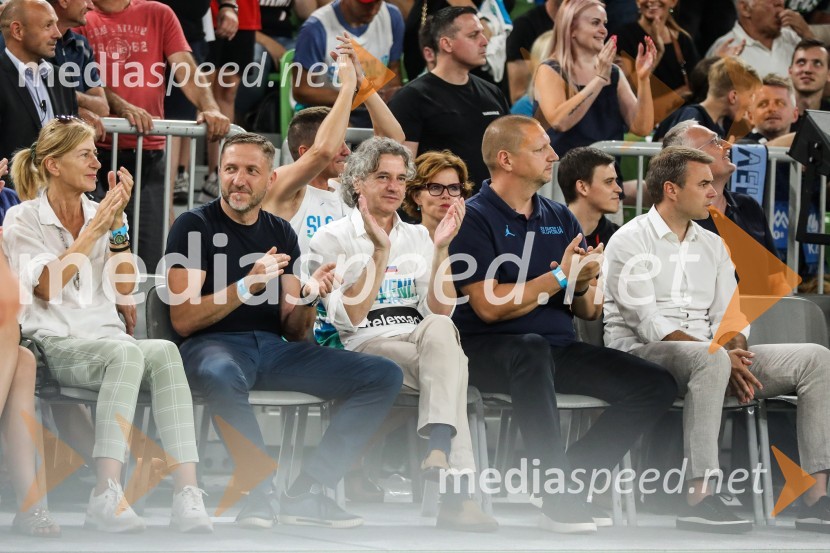  ... ;  Klemen Boštjančič, minister za finance; dr. Robert Golob, predsednik vlade RS;  Matej Erjavec, predsednik, Košarkarska Zveza Slovenije;  ... Košarkarska tekma Slovenija -  Hrvaška