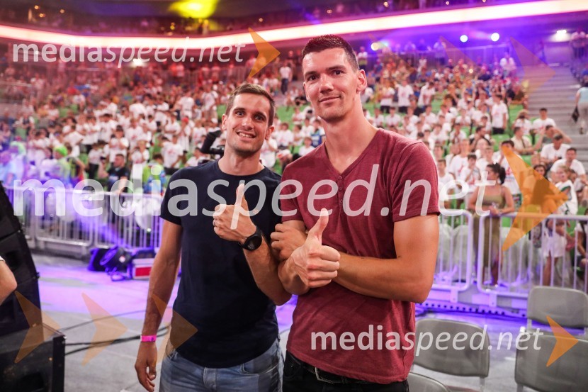  Gregor  Ropret, odbojkar;  Alen  Šket , odbojkarKošarkarska tekma Slovenija -  Hrvaška