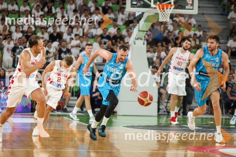  ... ;  Goran Filipović, košarkar;  Zoran Dragić, košarkar;  Mike Tobey, košarkašKošarkarska tekma Slovenija -  Hrvaška