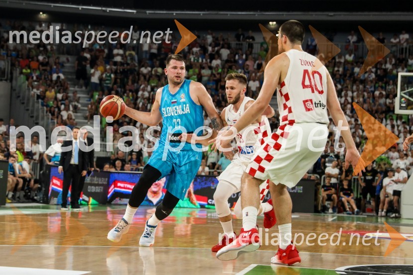  Luka  Dončić, košarkar;  Mateo Drežnjak, košarkaš;  Ivica Zubac, košarkašKošarkarska tekma Slovenija -  Hrvaška