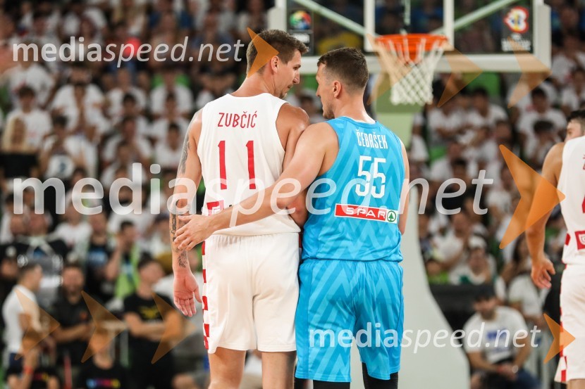  Tomislav Zubčić, košarkaš;  Jakob Čebašek, košarkarKošarkarska tekma Slovenija -  Hrvaška
