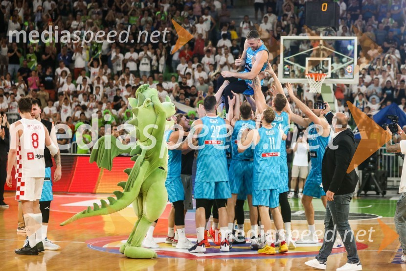 Košarkarska tekma Slovenija -  Hrvaška