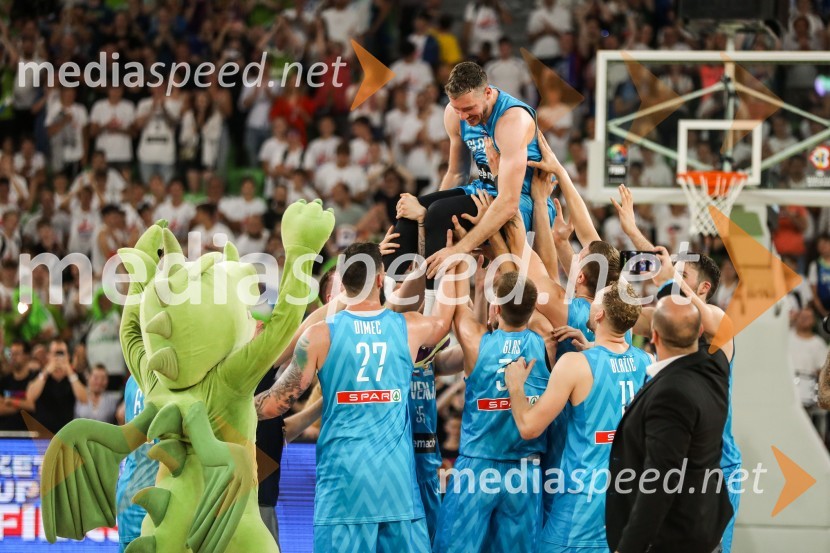  Zoran Dragić, košarkarKošarkarska tekma Slovenija -  Hrvaška