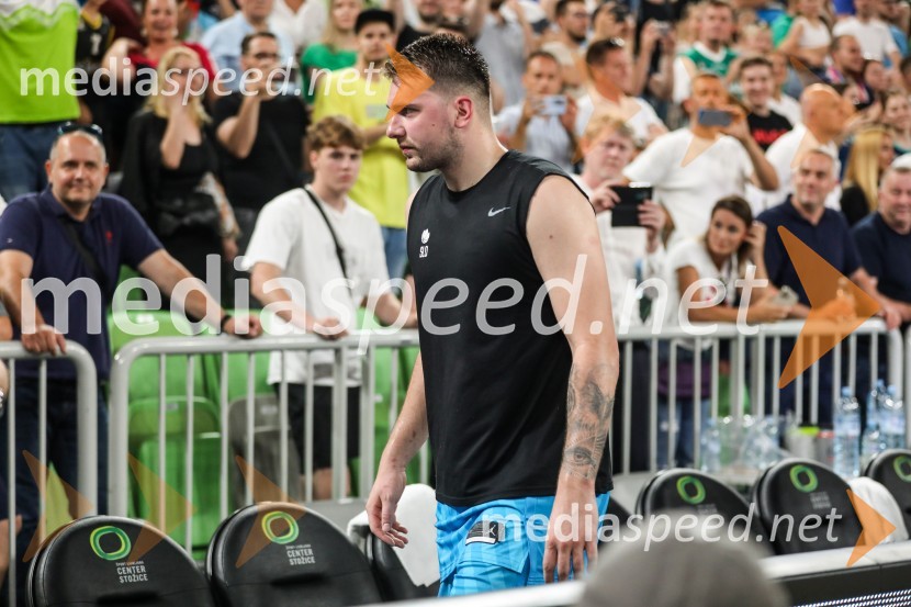  Luka  Dončić, košarkarKošarkarska tekma Slovenija -  Hrvaška