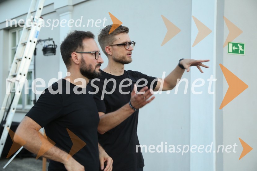  Darjan Mihajlović Cerar, scenograf;  Jaša Koceli, režiserMojster, premiera