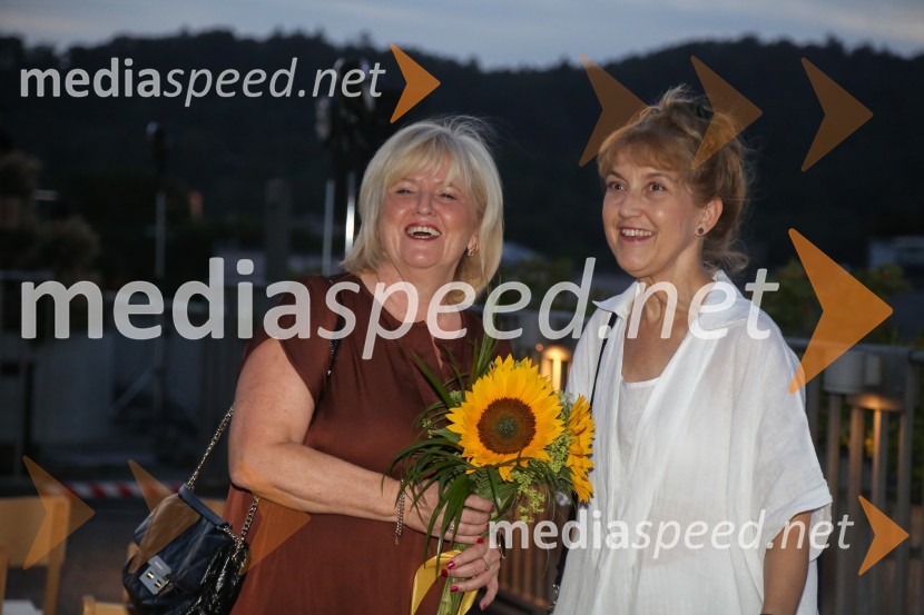  ... ;  Barbara Hieng Samobor, direktorica in umetniška vodja MGLMojster, premiera