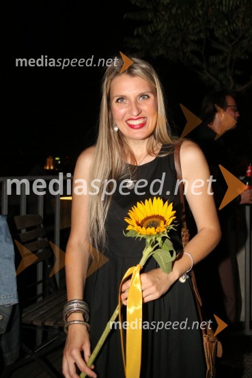  Mankica  Kranjec, fotografinjaMojster, premiera