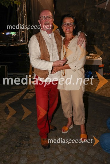  Tomaž Domicelj, glasbenik;  Irena DomiceljKoncert skupine BAJAGA I INSTRUKTORI, Festival Lent 2022