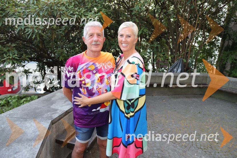  Drago Cotar, nekdanji direktor Zavarovalnega združenja, predsednik NK Maribor in nekdanji član organizacijskega odbora Zlate lisice;  Simona CotarFestival Lent 2022, zaključek