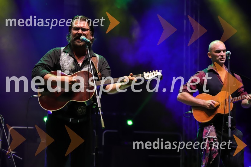  Igor Misdaris, glasbenik, skupina Šukar;  Matevž Lavrinc, brač, kitara, vokal, skupina ŠukarFestival Lent 2022, zaključek