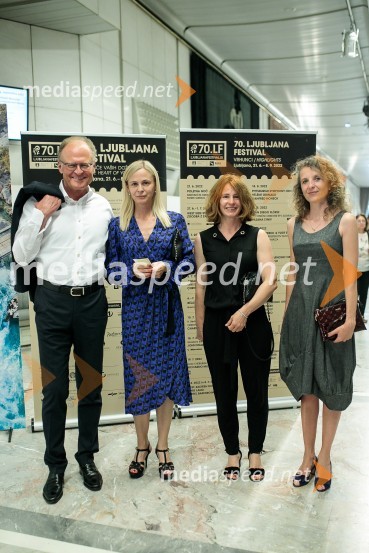  Janez  Škrabec, direktor Riko d.o.o.;  Barbara Konda, vodja mednarodnih projektov FIT Slovenija;  Maja Vidergar, vodja marketinških projektov, Cankarjev dom;  Polona Lovšin, vodja komunikacij, Riko d.o.o.Rekviem, Festival Ljubljana 2022