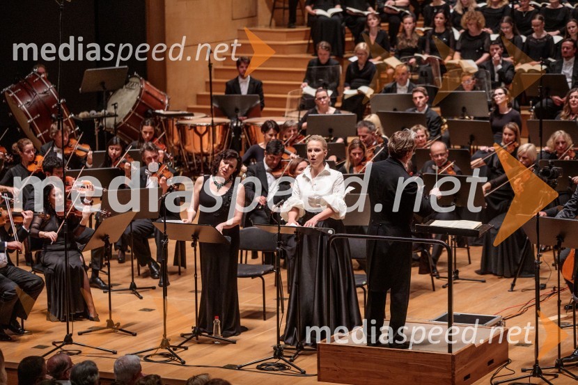  Krassimira Stoyanova, operna pevka;  Elina Garanča, operna pevka;  Roberto Abbado, dirigentRekviem, Festival Ljubljana 2022